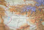 &Eta; &alpha;&rho;&chi;&iota;&tau;&epsilon;&kappa;&tau;&omicron;&nu;&iota;&kappa;ή &tau;&eta;&sigmaf; &alpha;&pi;&omicron;&kappa;&lambda;&iota;&mu;ά&kappa;&omega;&sigma;&eta;&sigmaf; &sigma;&tau;&eta; Mέ&sigma;&eta; A&nu;&alpha;&tau;&omicron;&lambda;ή-thumbnail