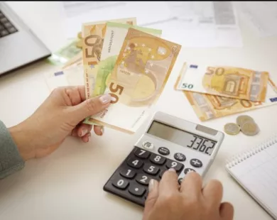 Εργατολόγος για το «ξεπάγωμα» των τριετιών το 2024