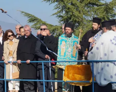 Θεοφάνεια: Αγιάστηκαν τα ύδατα στο υδραγωγείο