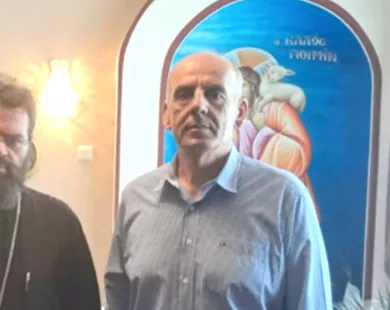 Ο Δήμαρχος Μαρωνείας  - Σαπών ως Χουντίνι  της πολιτικής