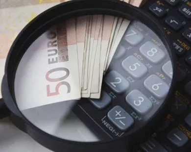 Νέοι μισθοί σε Δημόσιο και ΟΤΑ: Επιπλέον 40 ευρώ από 1η Απριλίου