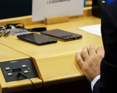 Ένα αρπακτικό (predator),  μια κυβέρνηση και ένα πόρισμα