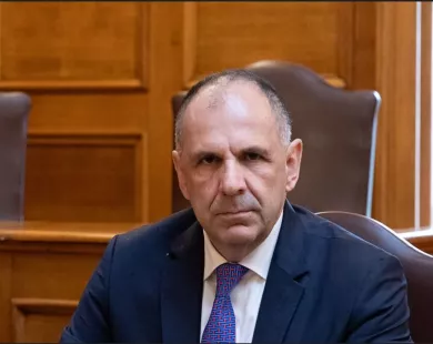 Τηλεδιάσκεψη Γ. Γεραπετρίτη με τους επικεφαλής των Πρεσβειών και Προξενείων σε Ιράν και Μ. Ανατολή