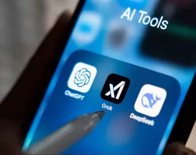 6 στα 10 παιδιά χρησιμοποιούν chatbots ΑΙ: Κίνδυνοι,  προειδοποιητικά σημάδια  και τι να κάνουν οι γονείς