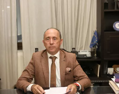 Ν. Αγγελίδης:  Δεν γίνεται να μην λαμβάνουμε υπόψη τις μικρές  και μεσαίες επιχειρήσεις