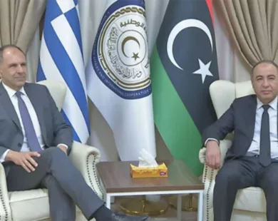 Στη Λιβύη ο Γ. Γεραπετρίτης:  «Δεν υπάρχουν προβλήματα  που δεν μπορούν να λυθούν  μέσω διαλόγου»