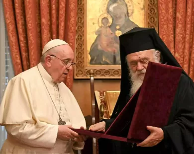Ιερώνυμος για Πάπα  Φραγκίσκο: Συμμετέχουμε στη θλίψη και το πένθος των Χριστιανών ανά τη Γη