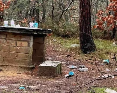 Κυριακάτικα… σκουπίδια στο δάσος της Νυμφαίας – ΒΙΝΤΕΟ