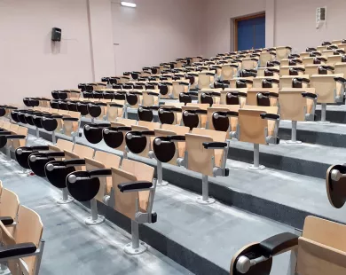 Δωρεάν μαθήματα ελληνικών  σε Αρμένιους Ελλάδας κι Αρμενίας