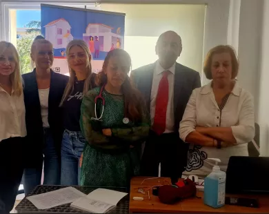 Εμβολιάστηκαν παιδιά Ρομά από το Αλάν Κογιού