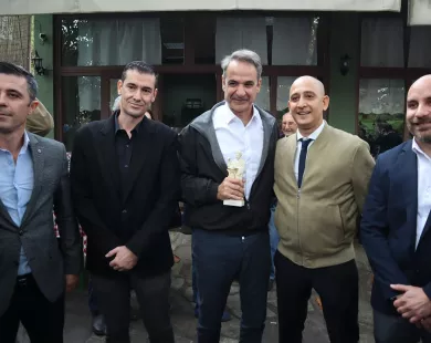 Κατάργηση ΕΝΦΙΑ και μαρίνα Ιμέρου – τι είπε ο πρωθυπουργός στη Μαρώνεια