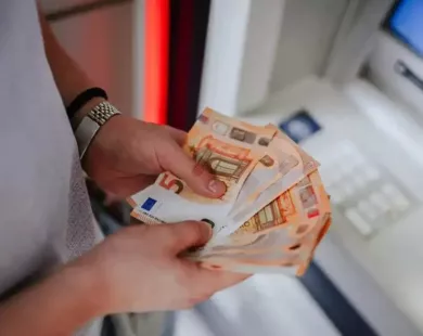 Φορολοταρία Φεβρουαρίου: Έγινε η κλήρωση – Δείτε αν κερδίσατε έως και 50.000 ευρώ