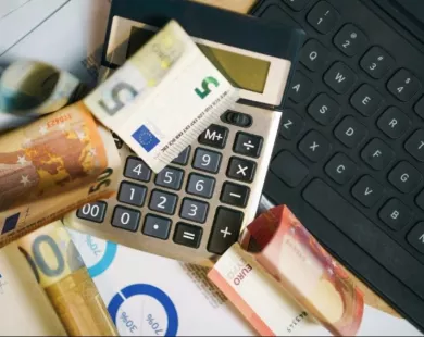 Βγαίνουν τα voucher ανέργων και εργαζομένων έως 4 Ιουλίου 2025