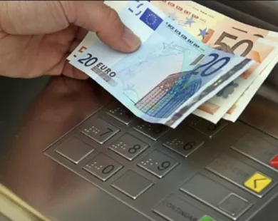 Βουλγαρία: Υιοθετεί το ευρώ και αποχαιρετά το λέβα από την 1η Ιανουαρίου