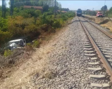 Hellenic Train: Το φορτηγό παραβίασε αφύλακτη ισόπεδη διάβαση