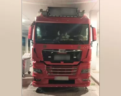 Με νταλίκα μετέφερε 8 μη νόμιμους μετανάστες στον Έβρο