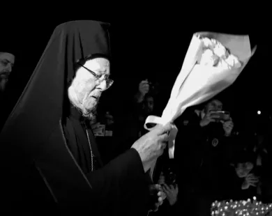 Ο Οικουμενικός Πατριάρχης Βαρθολομαίος στην Τούμπα, τίμησε τη μνήμη των νεκρών