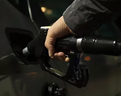 Fuel pass 2026: Τα λάθη που στερούν το voucher - Ποια ΑΦΜ κάνουν αίτηση σήμερα