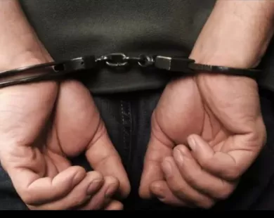 Κομοτηνή: Χειροπέδες σε 4 ανήλικους διαρρήκτες επιχείρησης