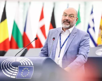 Σ. Αρναούτογλου: Αν δεν  επενδύσουμε στα μικρά νησιά, η Ευρώπη θα είναι άνιση