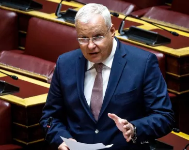 Κοινοβουλευτική ερώτηση Ιλχάν Αχμέτ για το αίτημα των λογιστών
