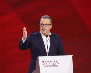 Σ. Φάμελλος: Μόνιμη μείωση του ΦΠΑ, 13ος και 14ος μισθός στο Δημόσιο