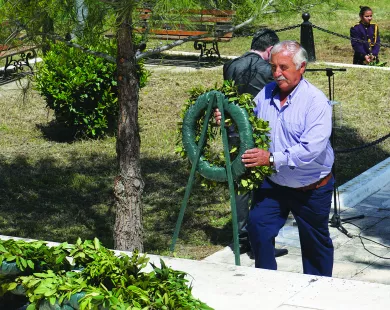 mnimeio_xylaganis_3.jpg