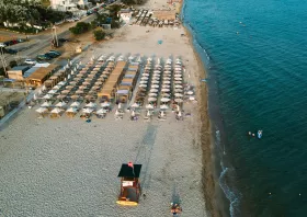Ηλεκτρονικές δημοπρασίες: Ποια beach bar «χτυπήθηκαν» και ποια έμειναν άδεια στη Ροδόπη