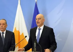 Ν. Δένδιας: «Η Ελλάδα θα συμβάλει με κάθε δυνατό τρόπο στην άμυνα της Κυπριακής Δημοκρατίας»