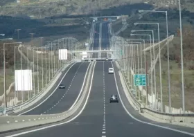Προσωρινή απαγόρευση κίνησης βαρέων οχημάτων