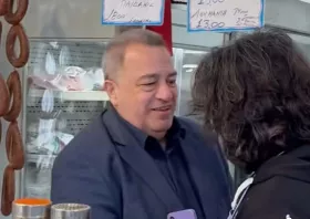 Στη Δημοτική Αγορά Κομοτηνής ο Ευριπίδης Στυλιανίδης για πασχαλινές ευχές