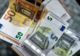 Πως αμείβεται η ημέρα  του Αγίου Πνεύματος 