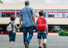 Η ΓΣΕΕ ενημερώνει  για την άδεια σχολικής παρακολούθησης