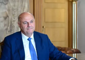 Ζωονόσοι: Στις Περιφέρειες  ρίχνει την ευθύνη για εφαρμογή των μέτρων ο υπουργός