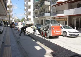 Μπαλώματα και προβλήματα  στους δρόμους αφήνουν  πίσω συνεργεία στην Κομοτηνή