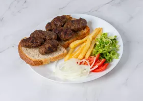 Μια ανάμνηση ψημένη  στα κάρβουνα:  Grill House Keftetzis Komotinis