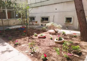 3ο Λύκειο Κομοτηνής:  Μαθητές αναμόρφωσαν  εσωτερική αυλή του σχολείου