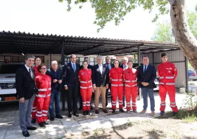 Θρυλόριο: Στο επιχειρησιακό κέντρο του Ερυθρού Σταυρού ο υπουργός Πολιτικής Προστασίας
