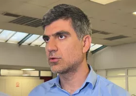 Θ. Γλαβίνας: Οι άνθρωποι πρέπει  να νιώσουν ότι υπάρχουν  πολιτικές δυνάμεις που τους ακούν