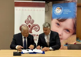 ΑΜΘ: Συγκίνηση κατά την υπογραφή συμφώνου  συνεργασίας με το «Χαμόγελο του παιδιού»