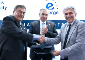 Θράκη - Κύπρος: Ξεκινάει κοινό αγγλόφωνο  προπτυχιακό πρόγραμμα Ιατρικής