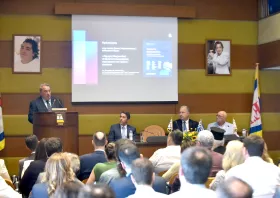 Παρουσιάστηκε για πρώτη φορά μελέτη επιμέλειας Στυλιανίδη για την Τεχνητή Νοημοσύνη