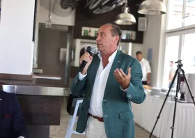Ν. Αγγελίδης:  «Το τρίπτυχο επιχείρηση -  παραγωγός - πανεπιστήμιο  πρέπει να δώσει το μοτίβο»