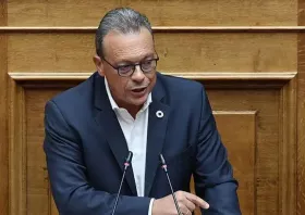 Σ. Φάμελλος:  Η Κυβέρνηση εξαπατά  τους πολίτες, στηρίζει  λίγους και ισχυρούς