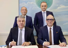 Υπογραφές για LED φώτα στο οδικό δίκτυο της Περιφέρειας ΑΜΘ