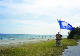 5 γαλάζιες σημαίες στο  παραλιακό μέτωπο της Ροδόπης