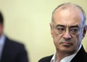 Μέση Ανατολή:  Μια αιφνίδια  ανακωχή με πολλά ερωτήματα
