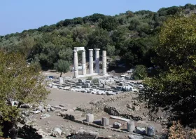 Αποκαθίσταται το ιερό των Μεγάλων Θεών στη Σαμοθράκη