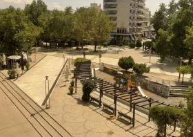 Αντ. Γραβάνης: «Έρημη πόλη. Έρημη πλατεία»
