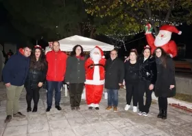 Φωτογραφίες με τον Άγιο Βασίλη και παιχνίδι με τα ξωτικά στο Μικρό Κρανοβούνιο